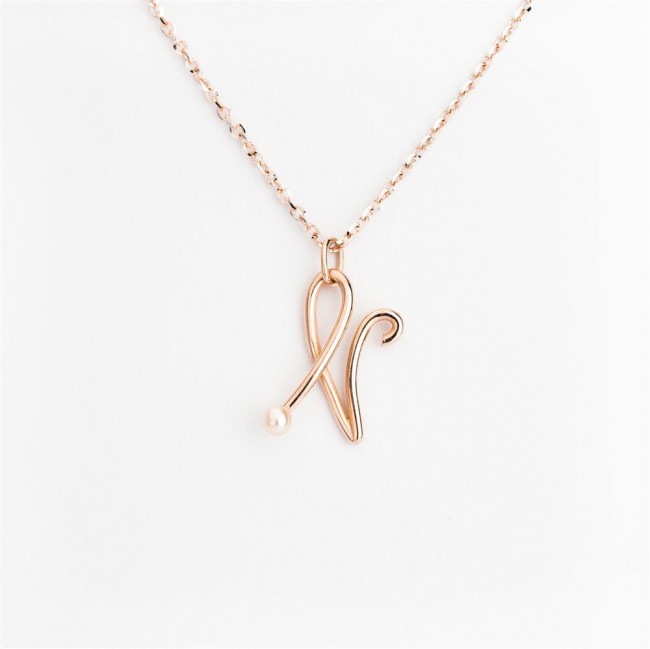 Nicolini Gioielli | Lettera alfabeto Iniziale N in oro rosa e perle. Made in Italy