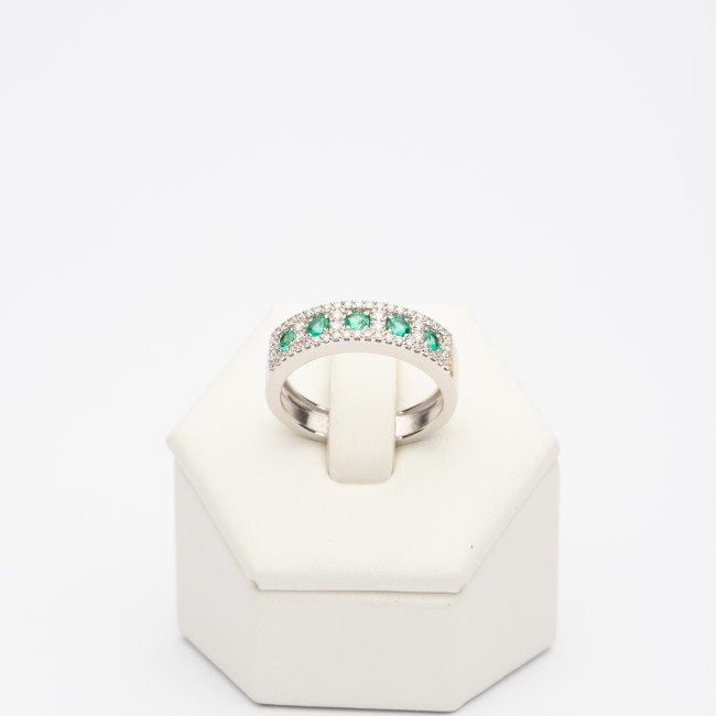 Emerald band
