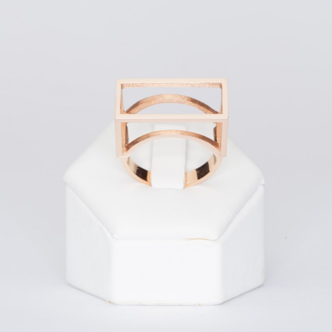 Minimal ring rose gold