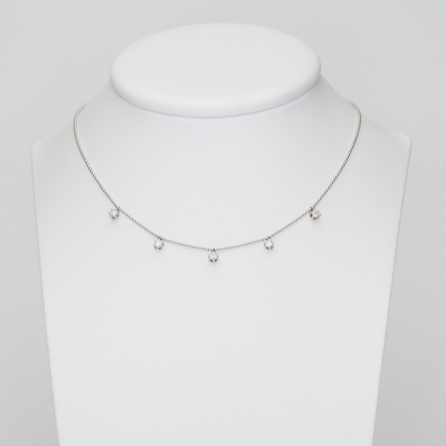  5 diamonds necklace