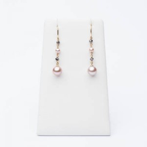 Rose pearls earrings