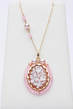 Cameo charm - pink