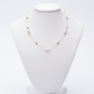 Black diamonds necklace