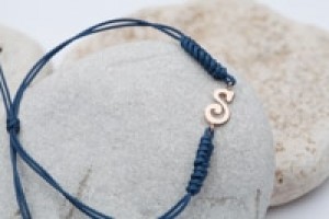 Bracelet letter S