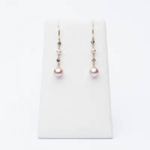 Rose pearls earrings