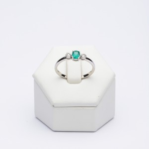 Emerald ring
